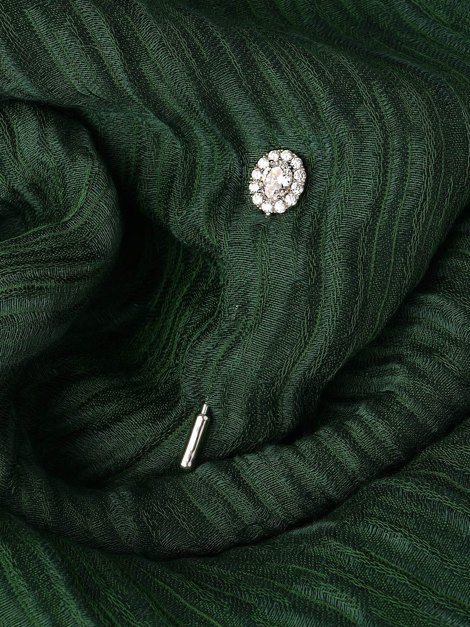 Sahra Scarf Pin in White and Rhodium