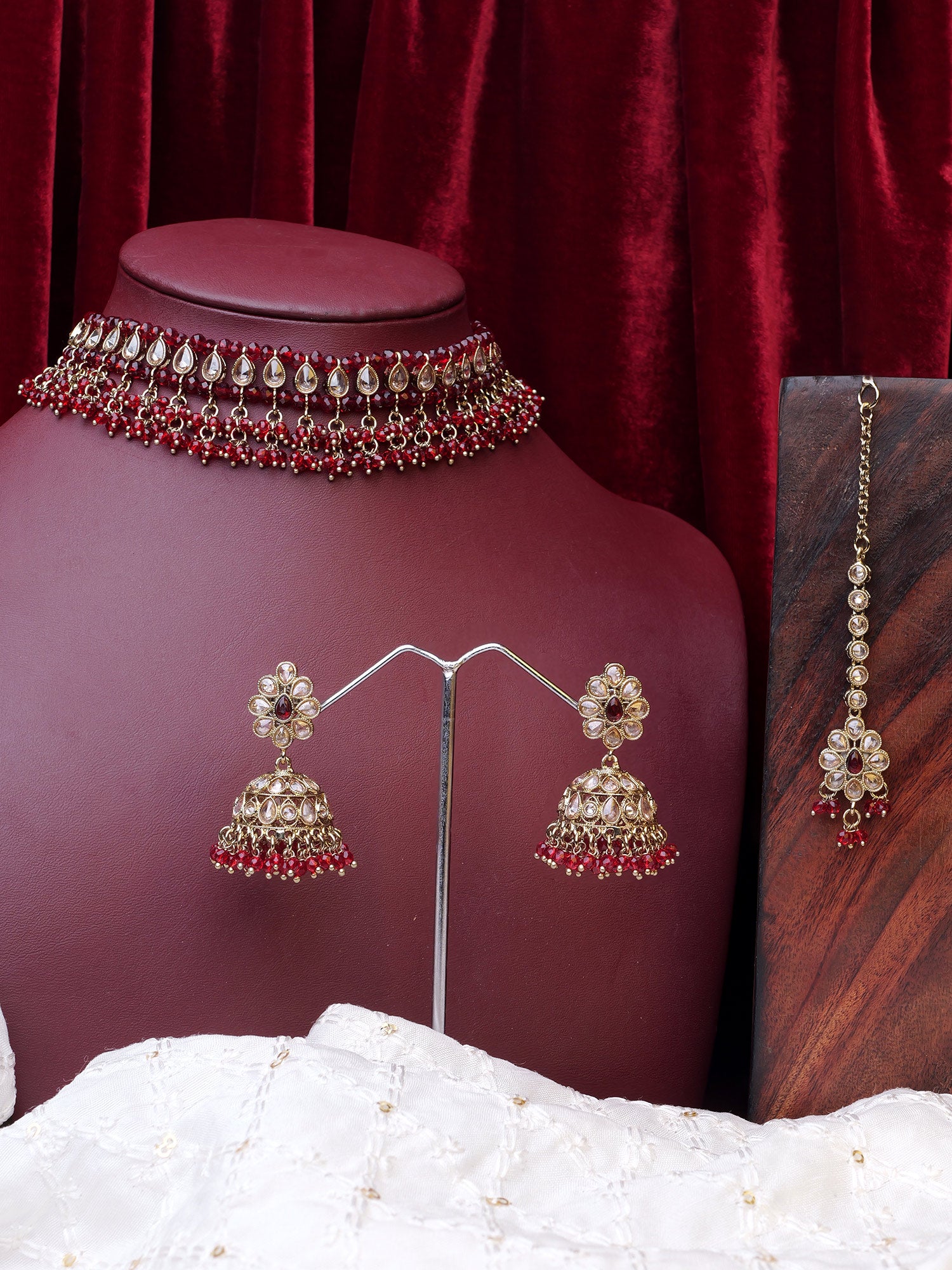 Sarfina Choker Set in Maroon and Antique Gold