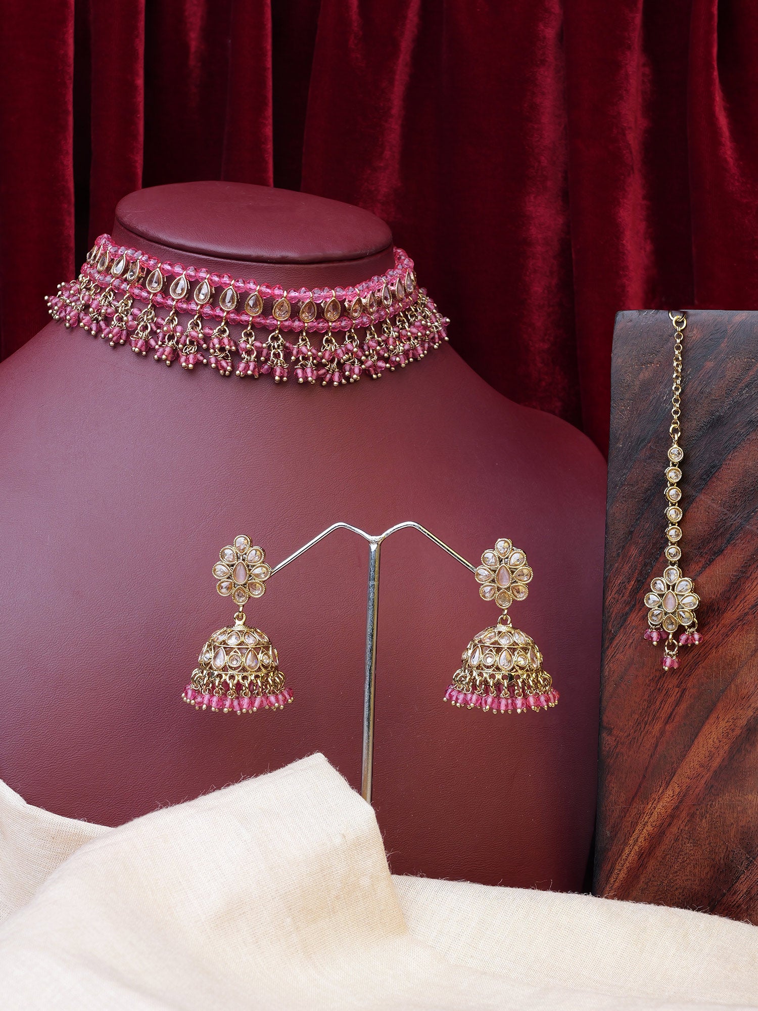 Sarfina Choker Set in Pink and Antique Gold