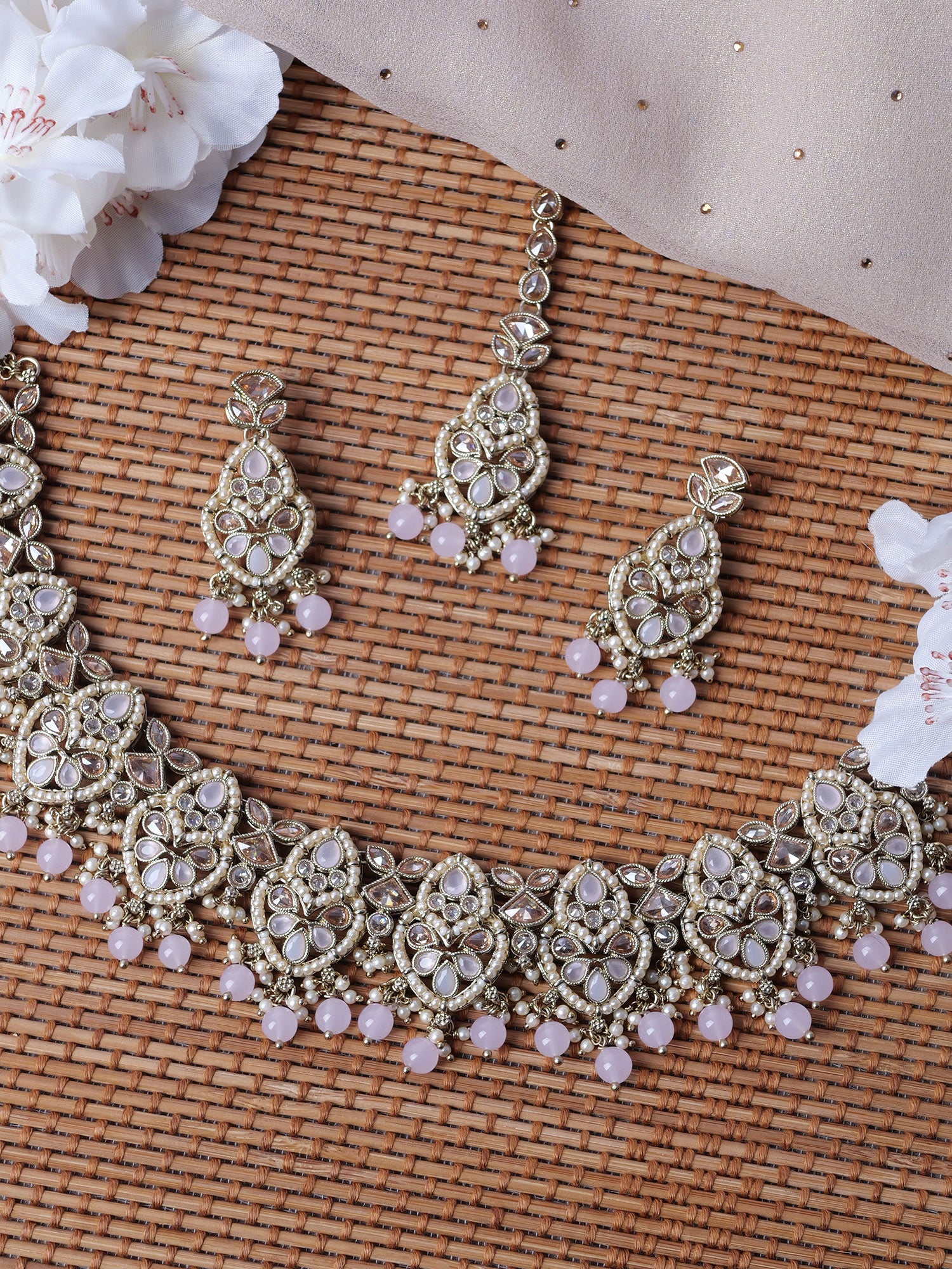 Shalina Necklace Set in Light Pink