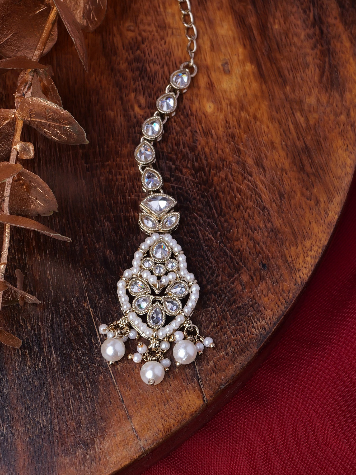 Shalina Pearl Maang Tikka in White
