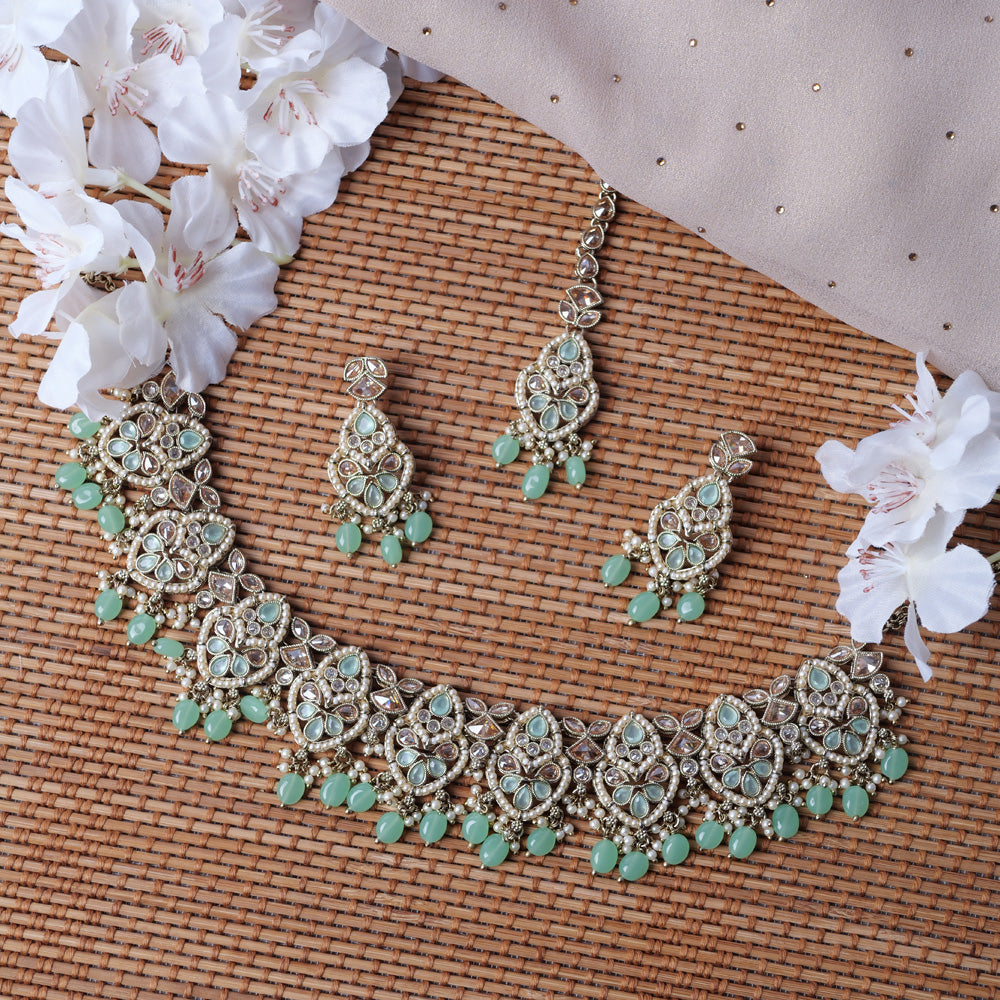 Shalina Necklace Set in Mint