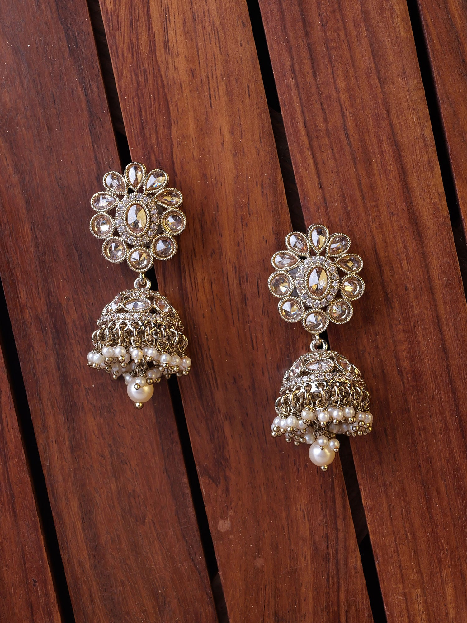 Shamara Jhumka Earrings in Champagne