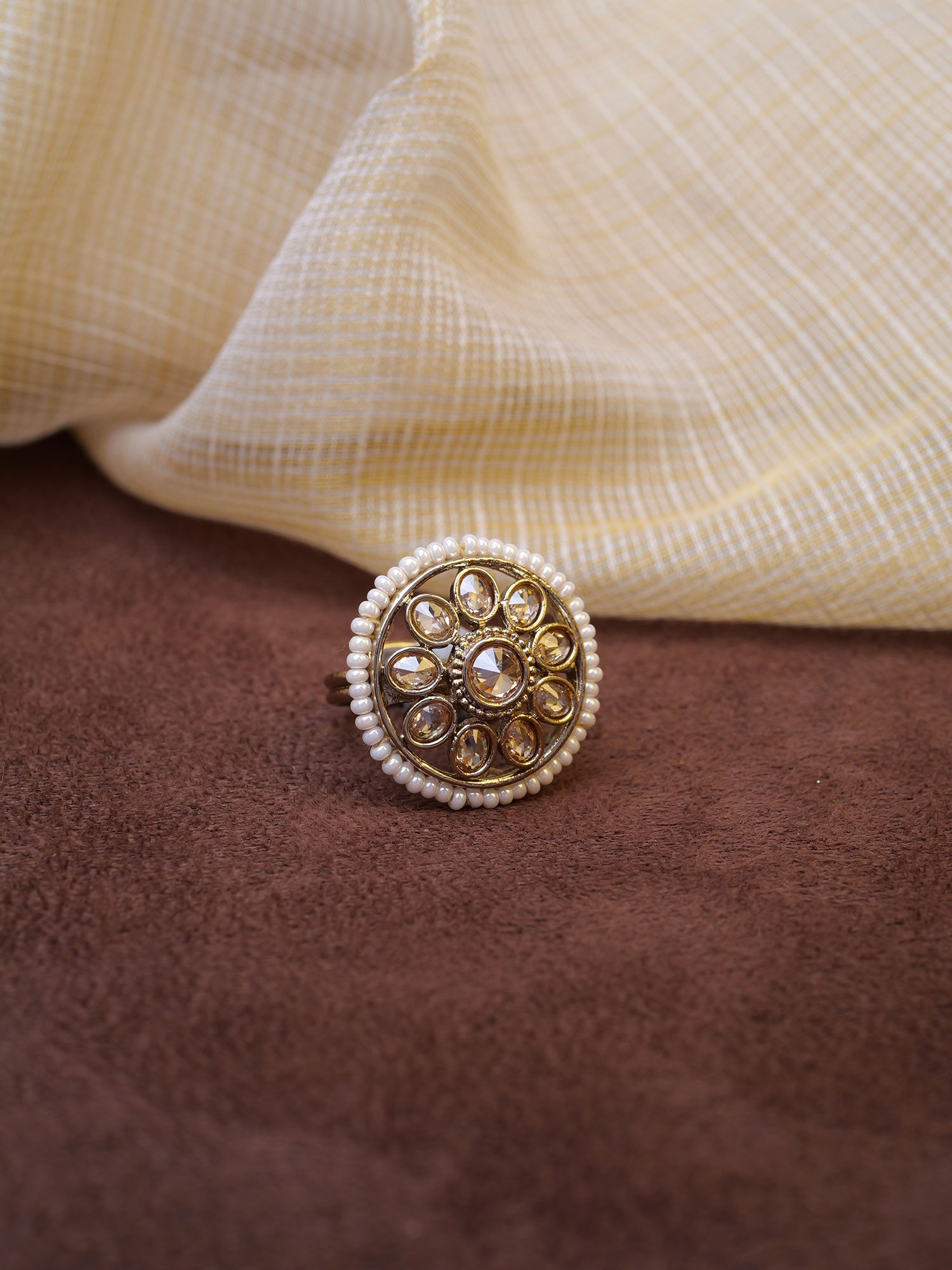 Shayla Round Ring in Pearl and Champagne