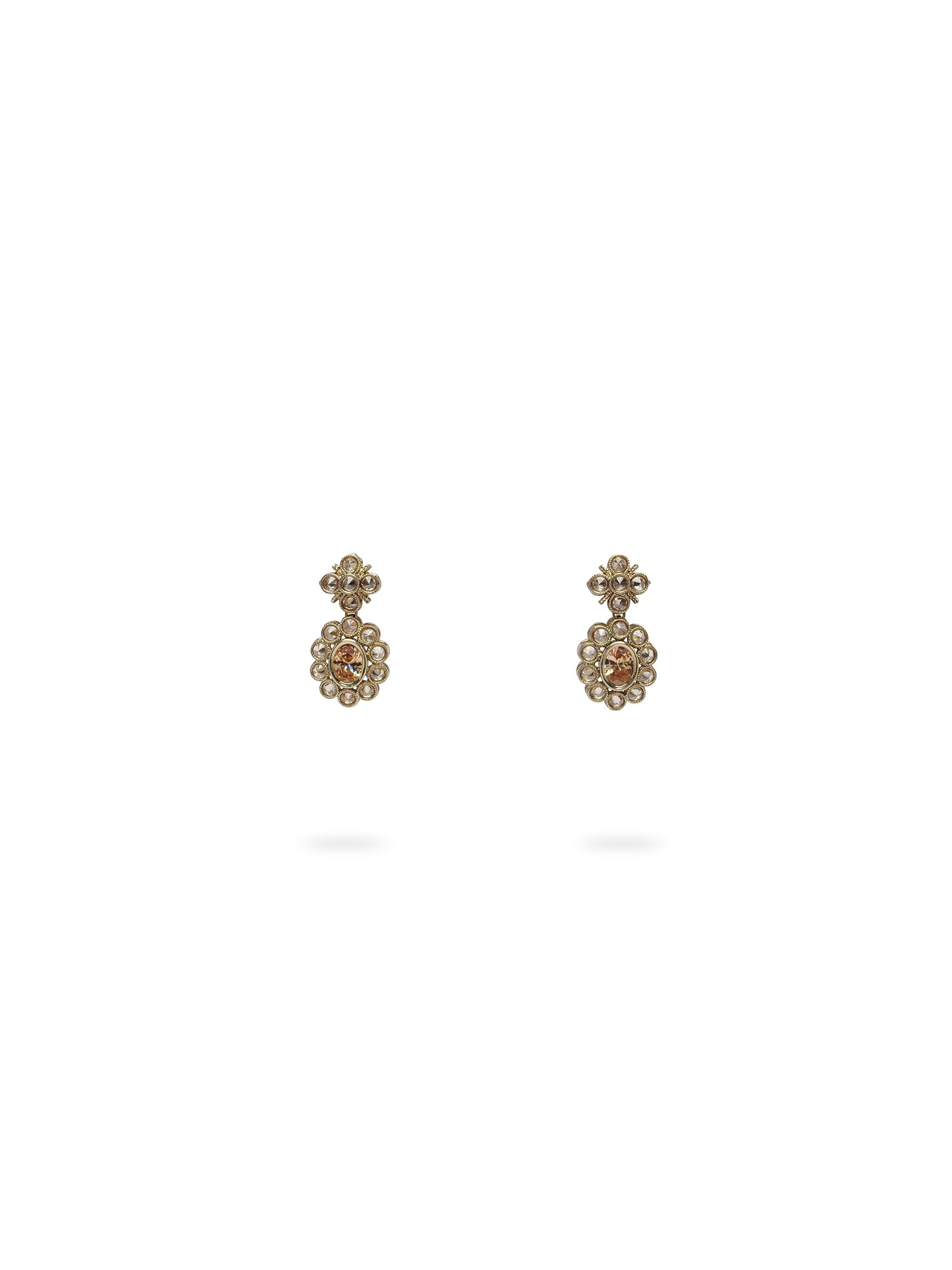 Shruti Small Earrings in Champagne