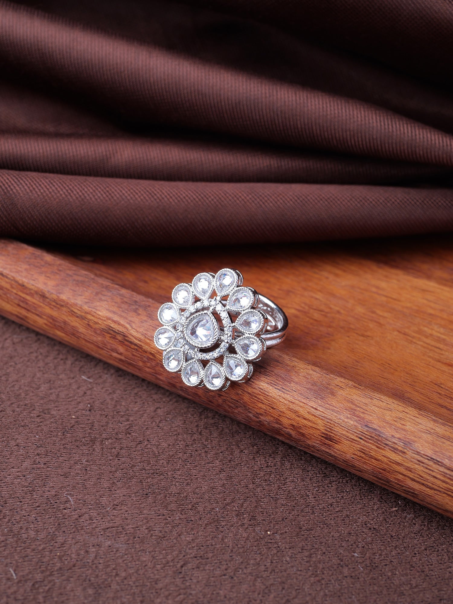 Simran Ring in White and Rhodium