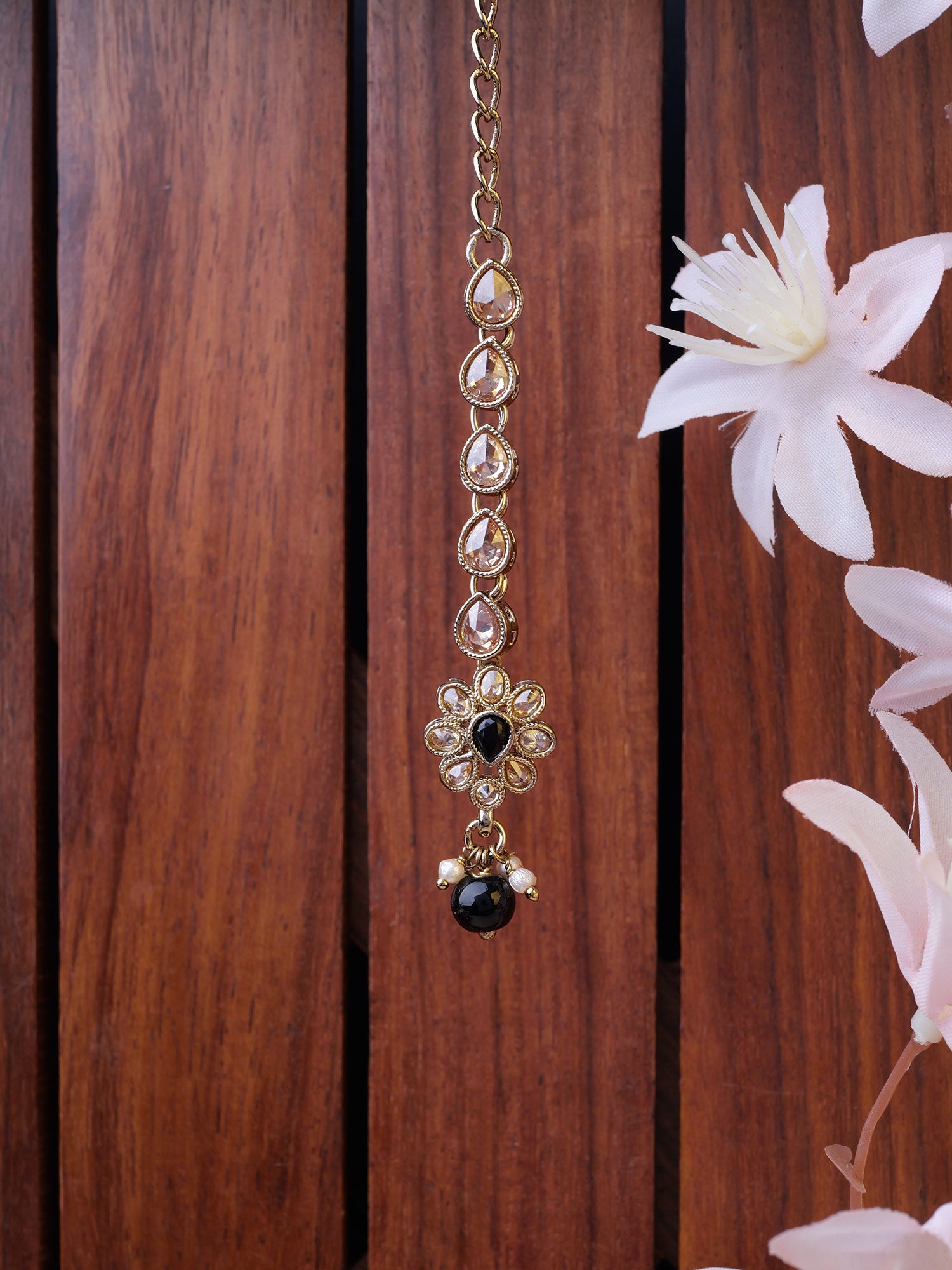 Small Floral Maang Tikka in Black