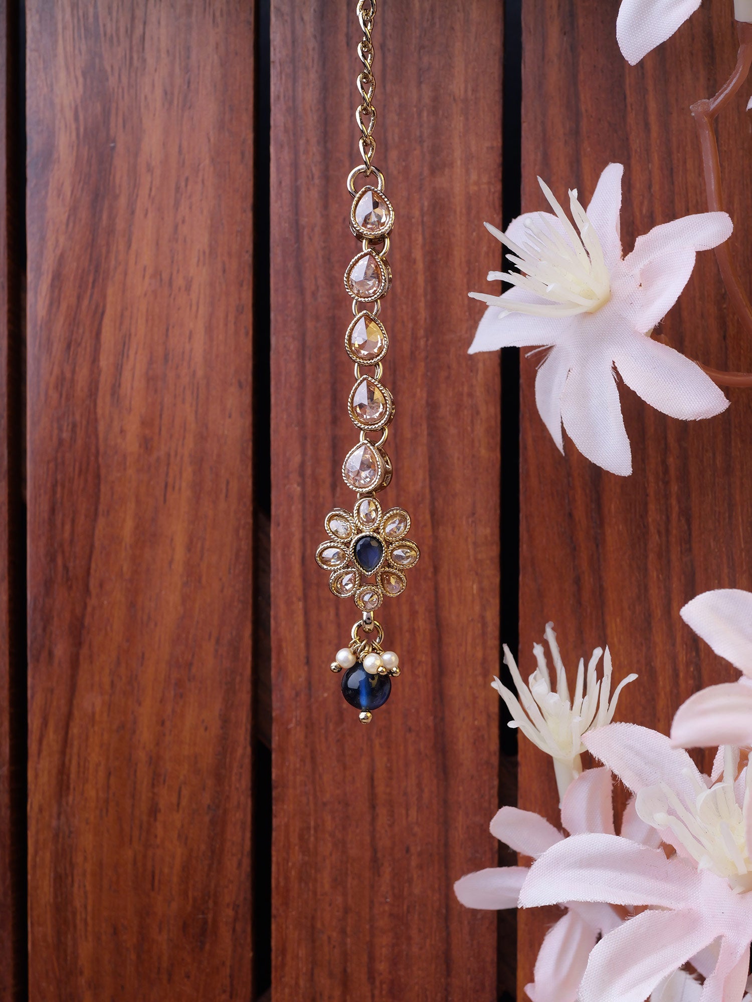 Small Floral Maang Tikka in Blue