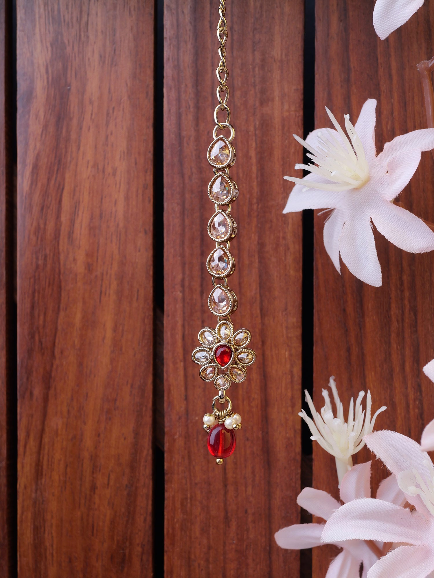 Small Floral Maang Tikka in Maroon