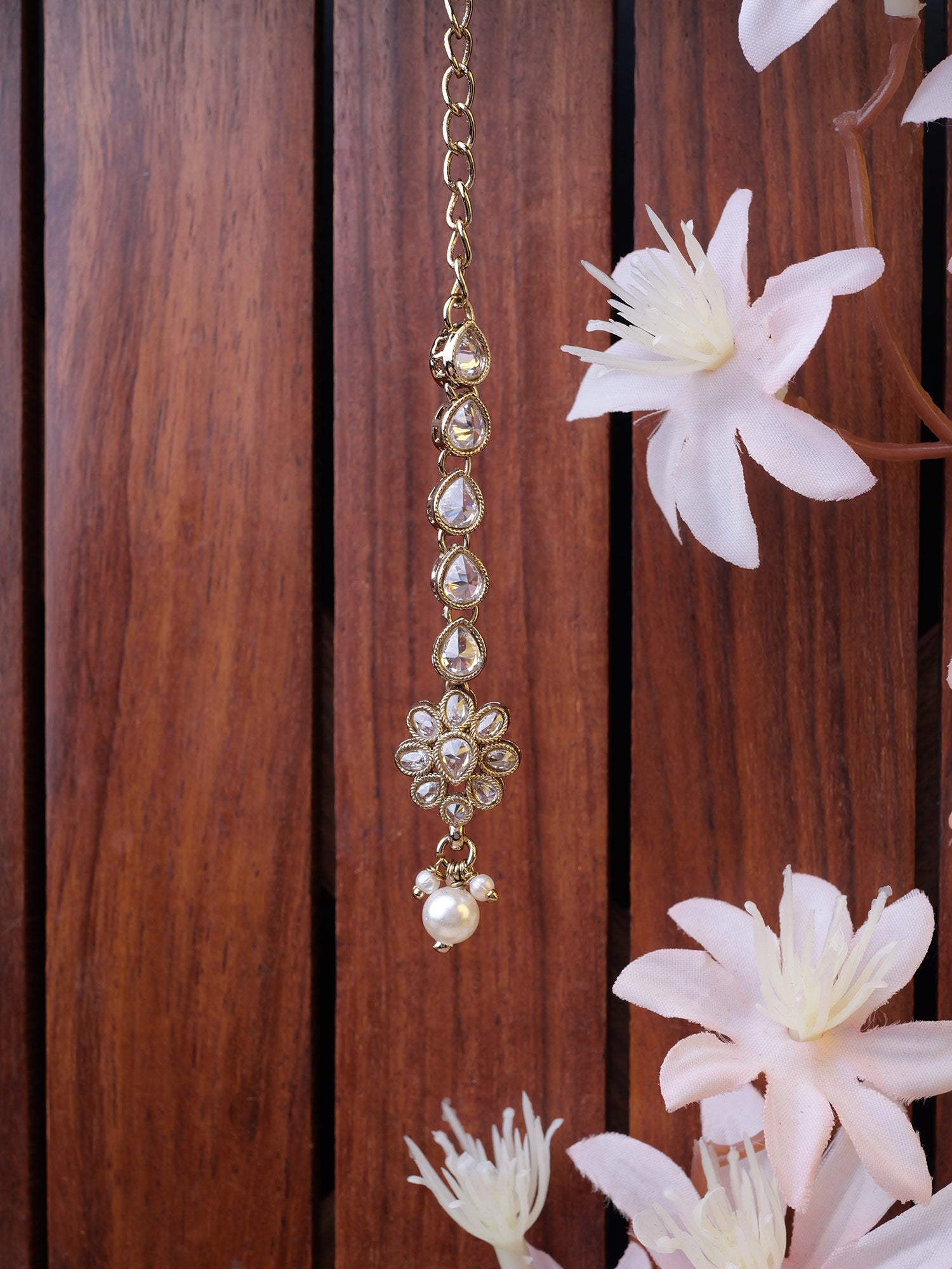 Small Floral Maang Tikka in White