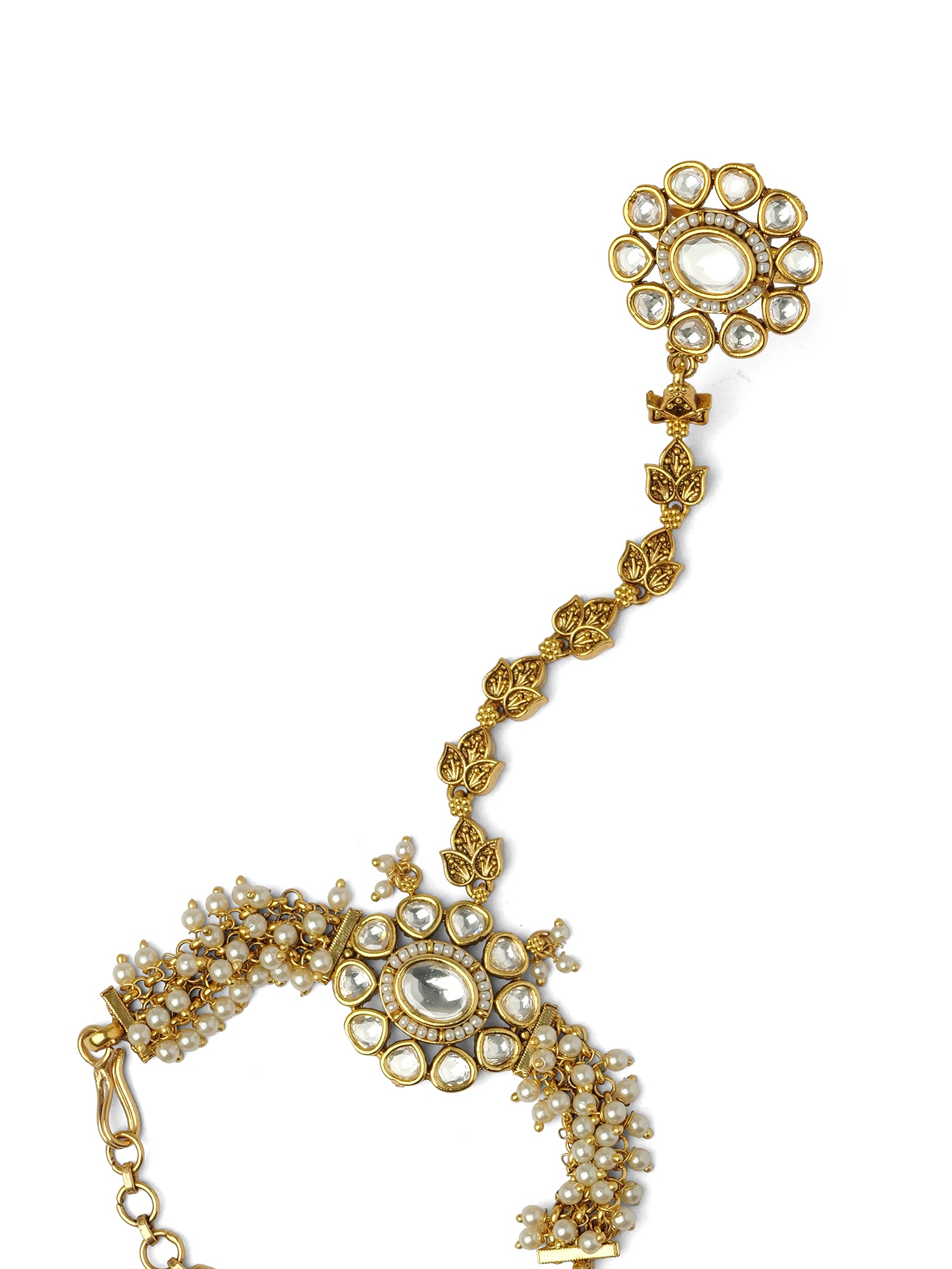 Sruthi Kundan Hand Chain in Pearl