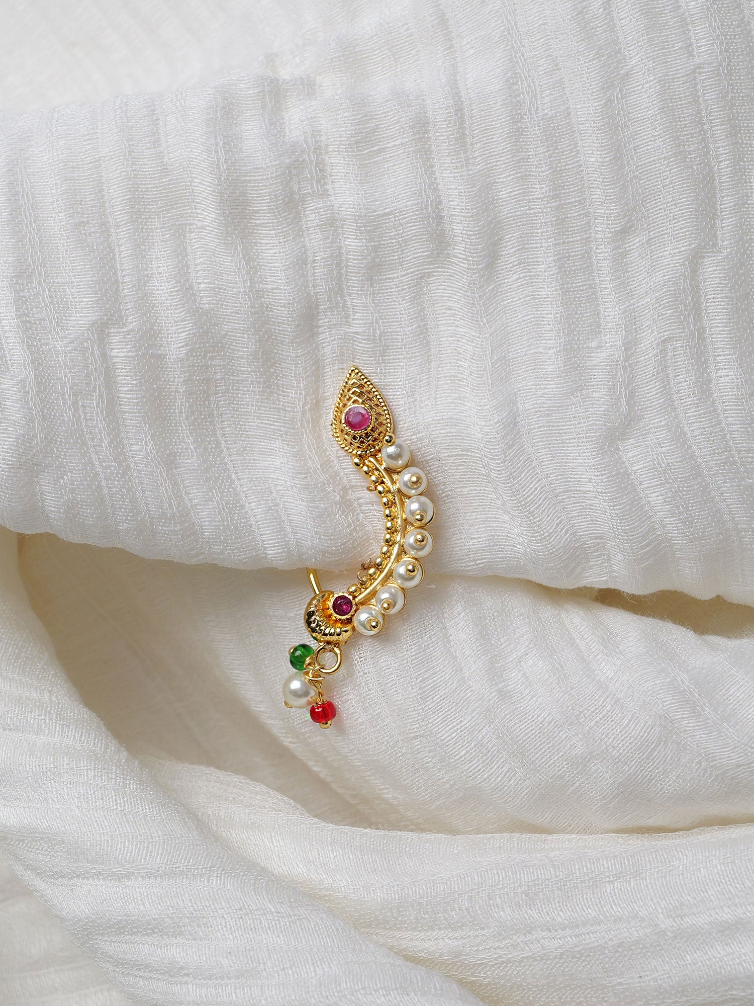Swathi Maharashtrian Nose Pin in Hot Pink