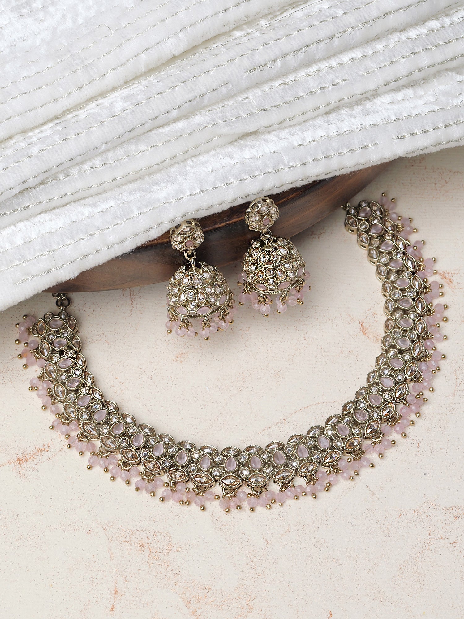 Tamira Necklace Set in Light Pink