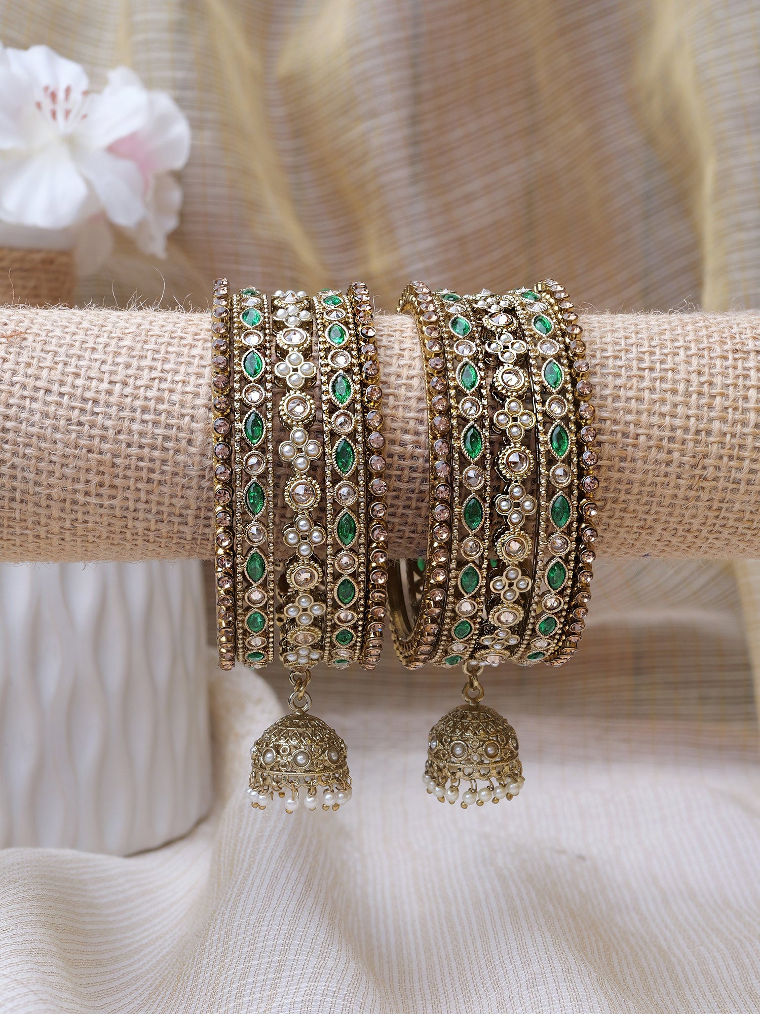 Tanira Jhumka Bangle Set in Green