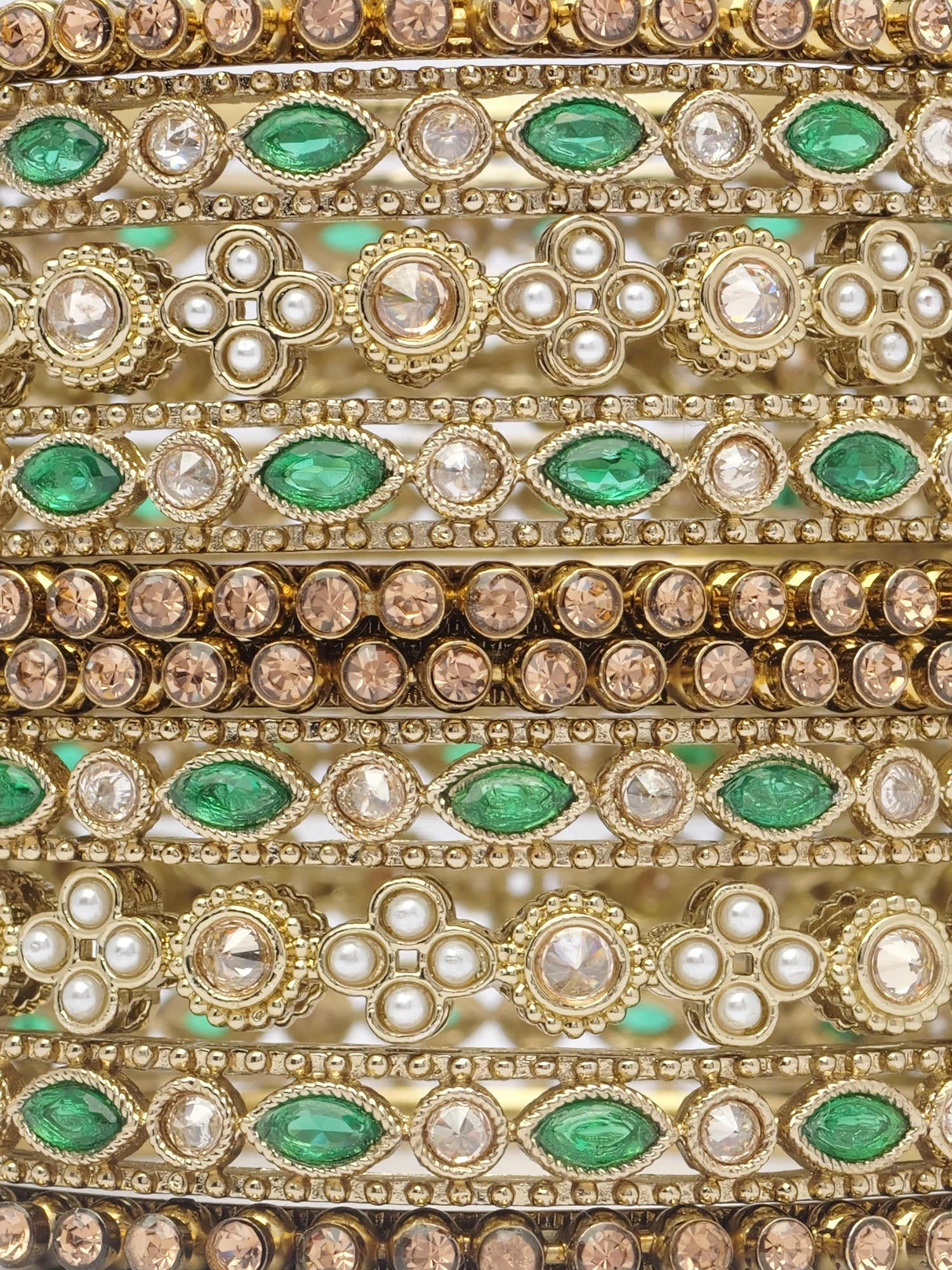 Tanira Jhumka Bangle Set in Green