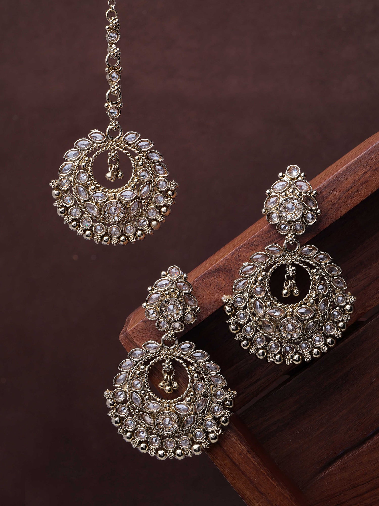 Tara Maang Tikka in Antique Gold