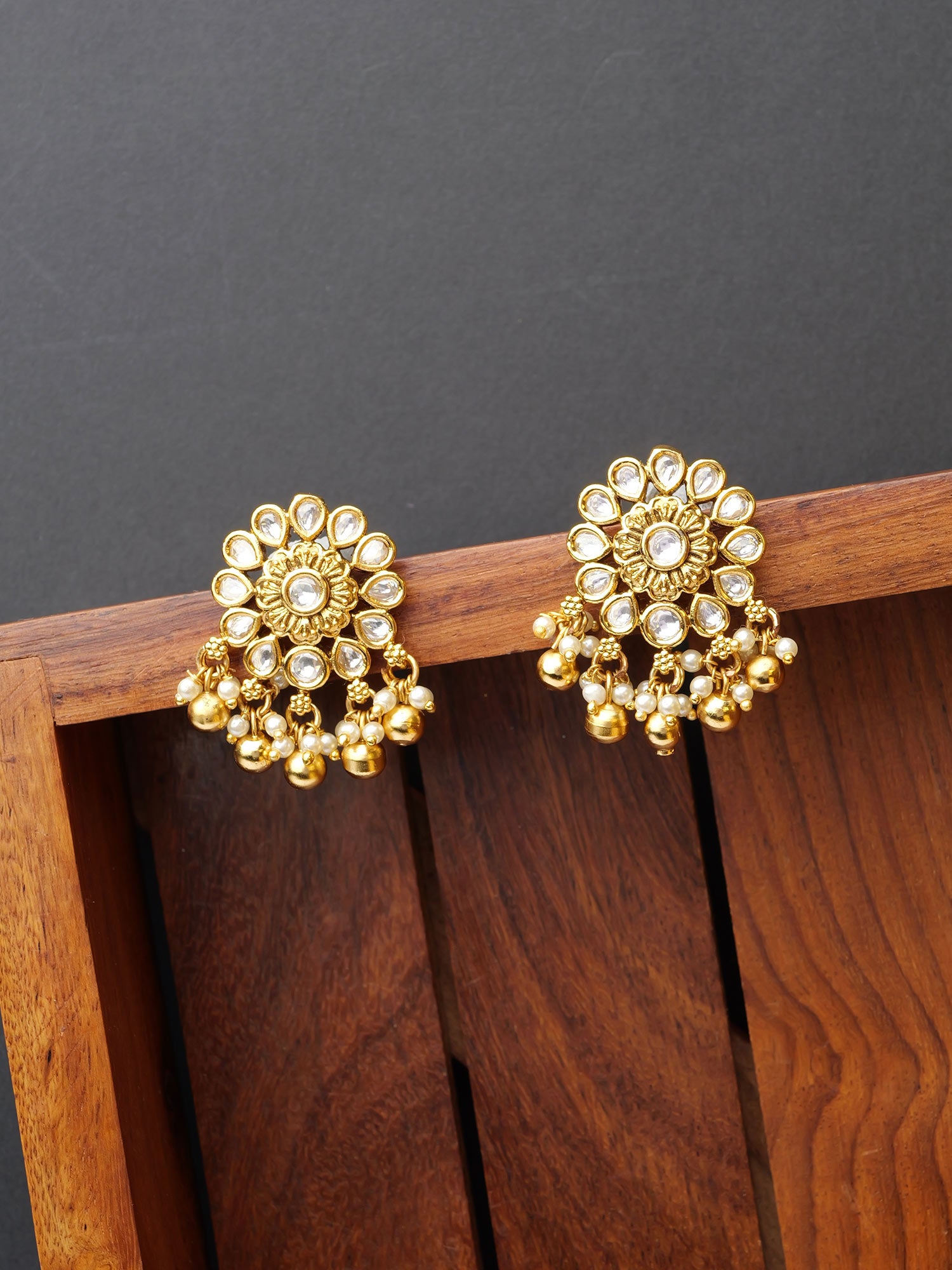 Tiyana Kundan Earrings in White