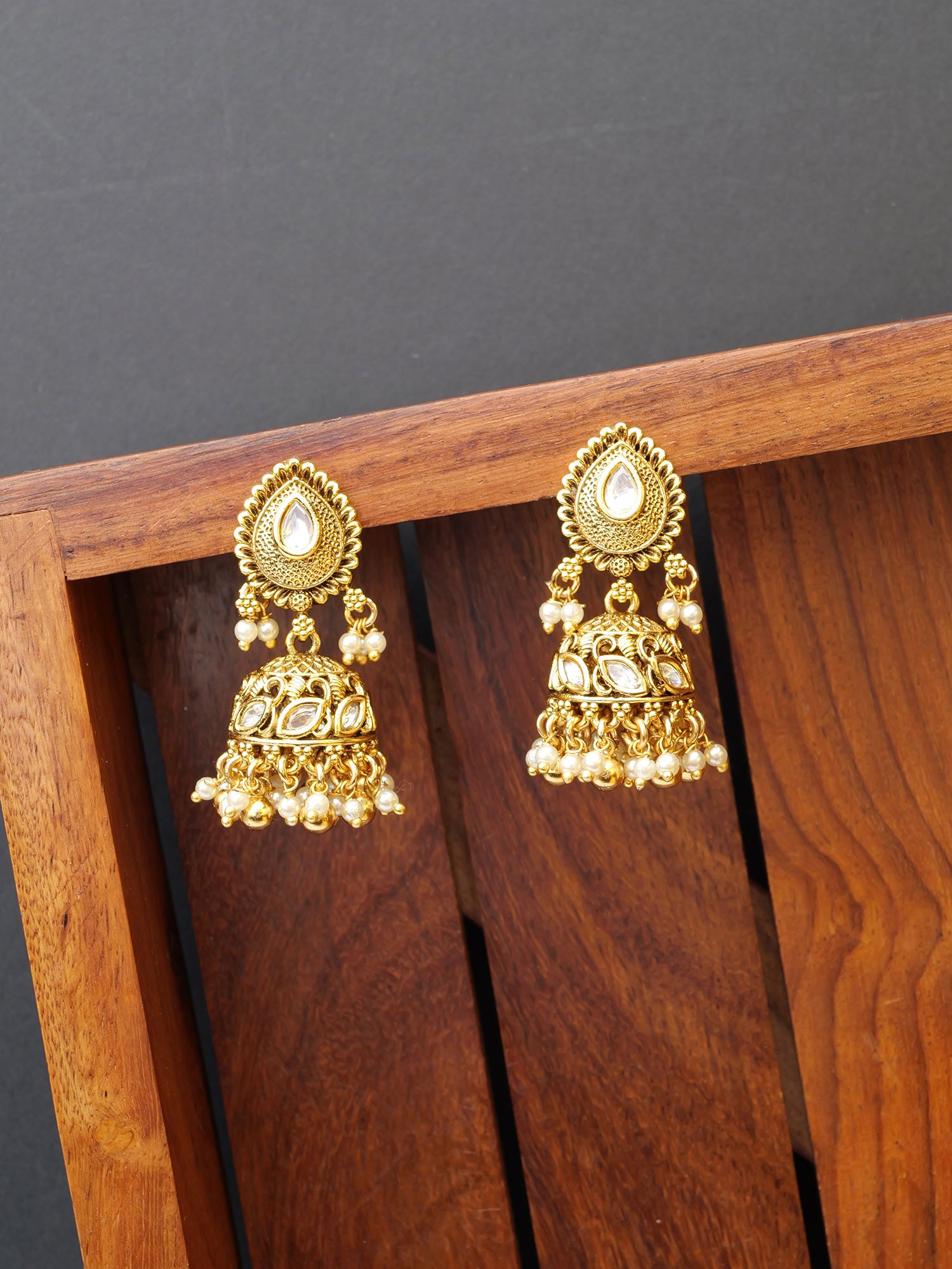 Tripti Kundan Jhumka Earrings in White
