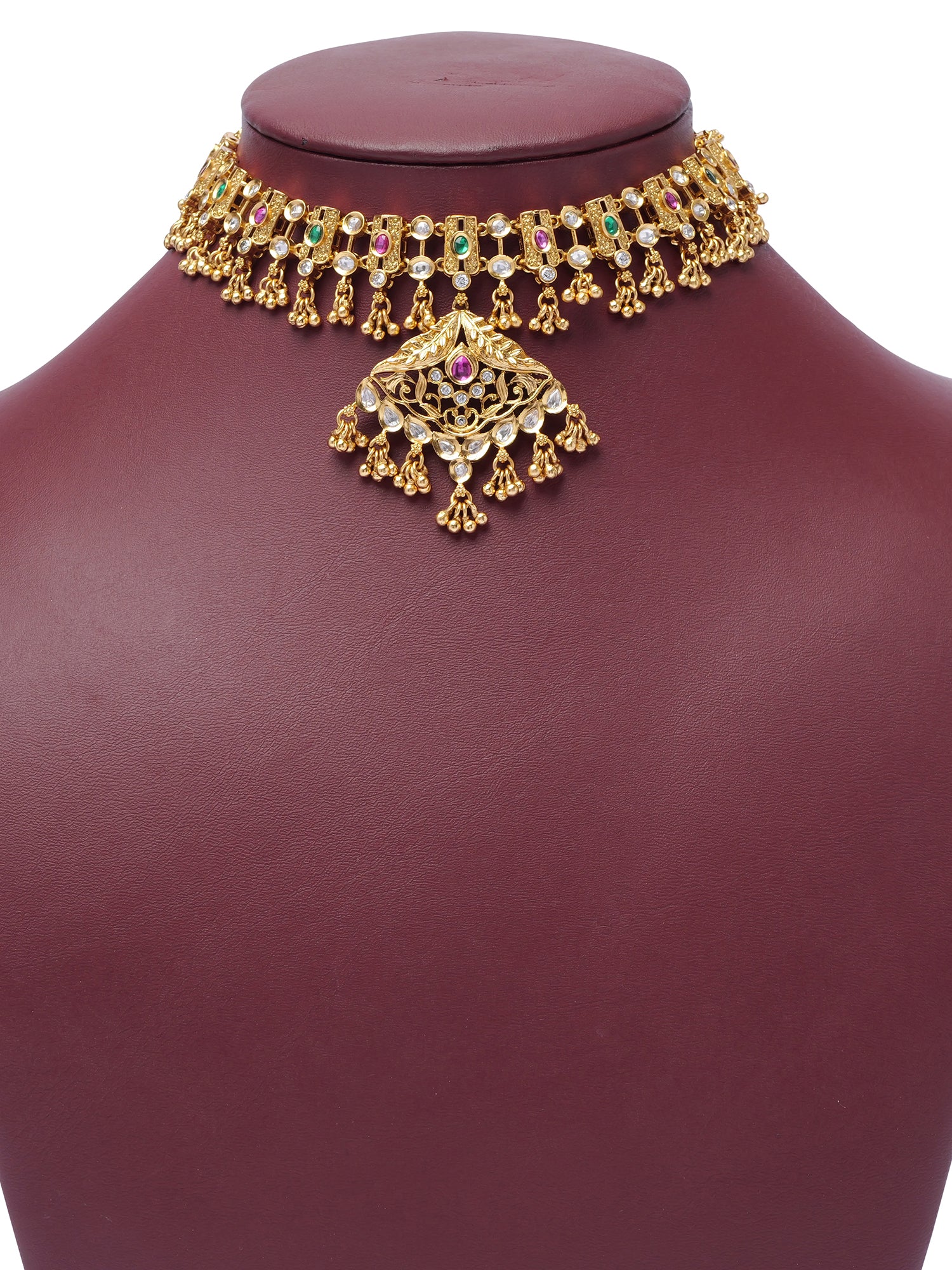 Vaidehi Kundan Necklace Set in Multi