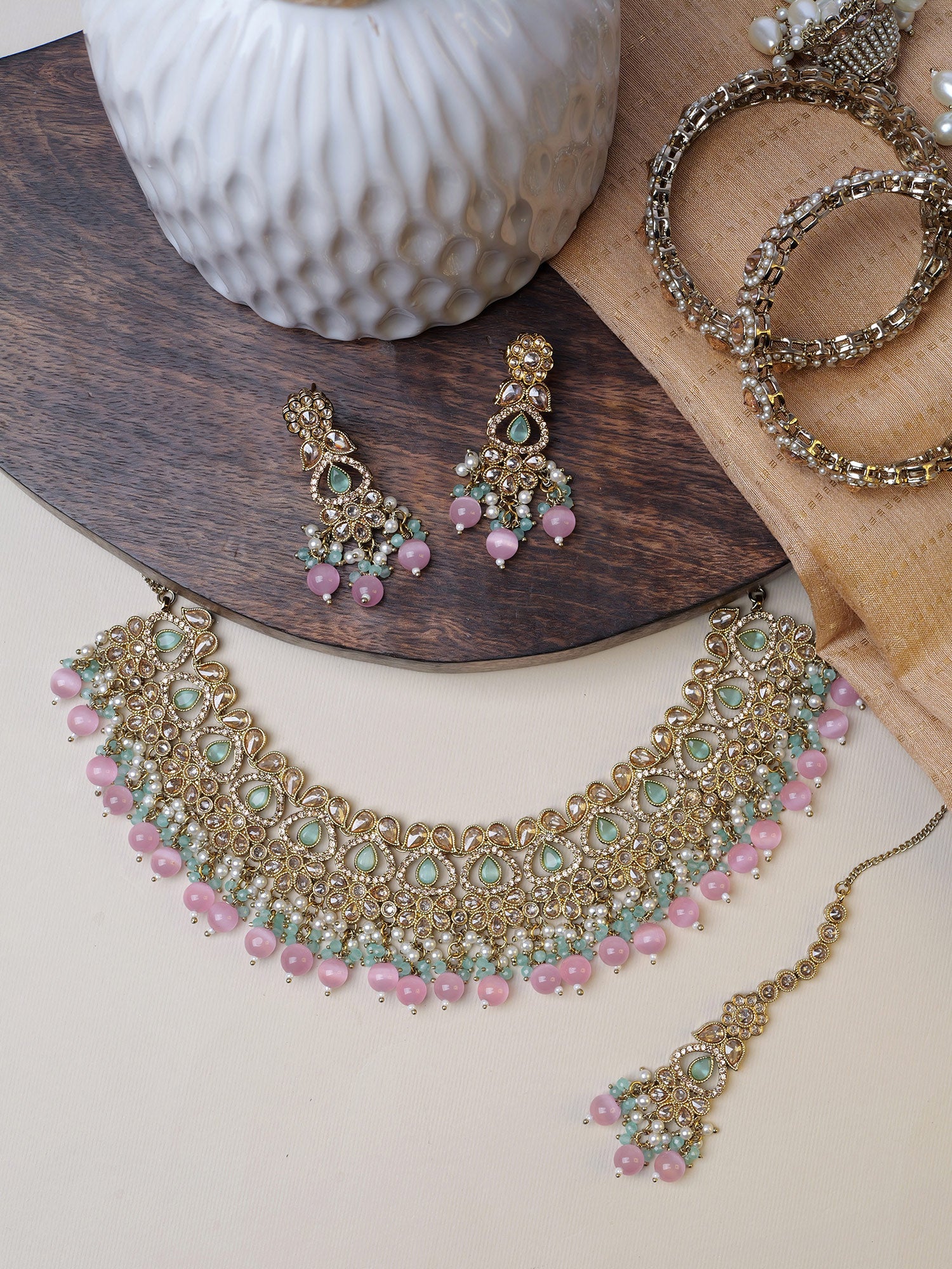 Vandana Necklace Set in Multi and Antique Gold