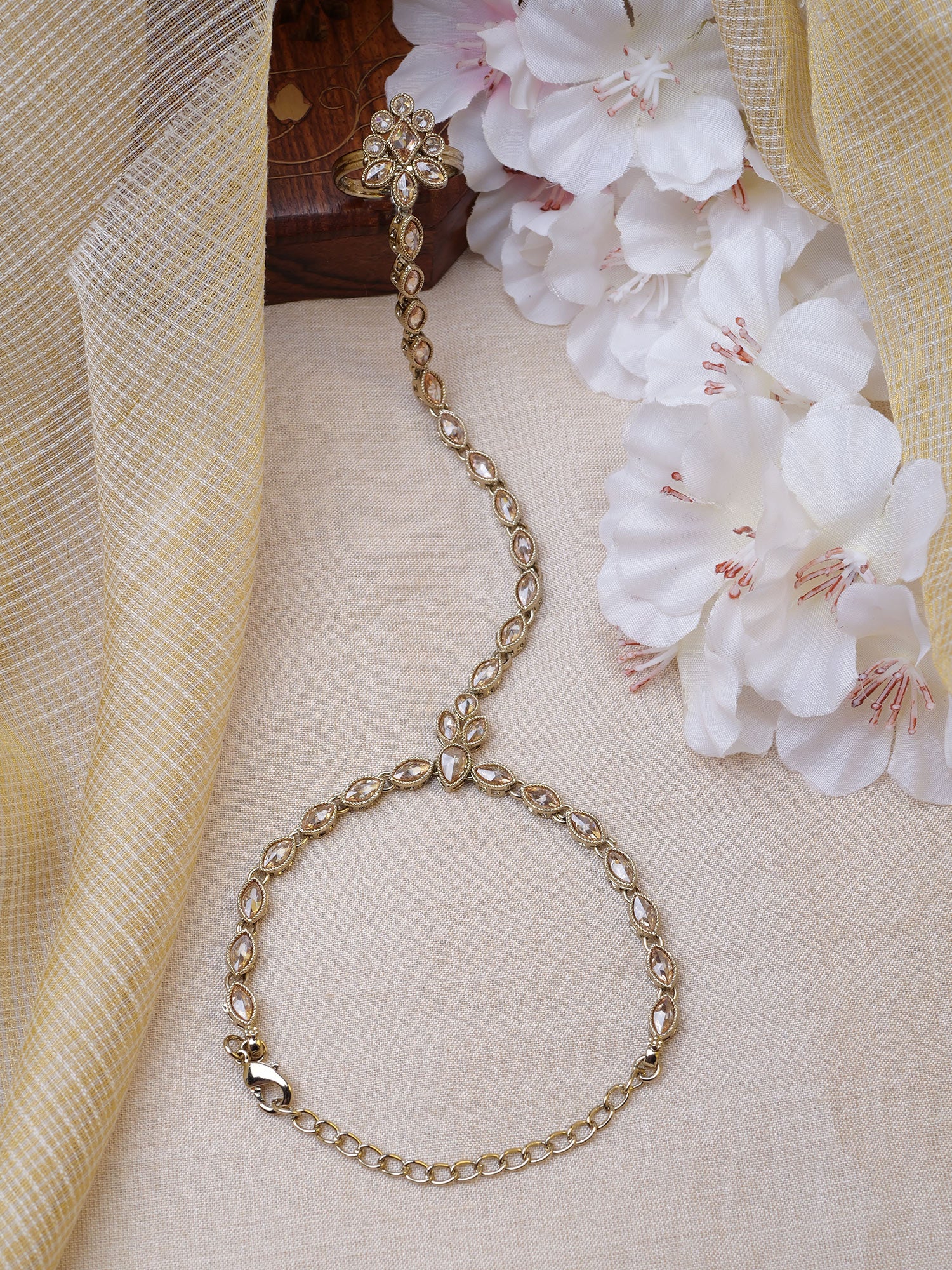 Veda Hand Chain in Champagne