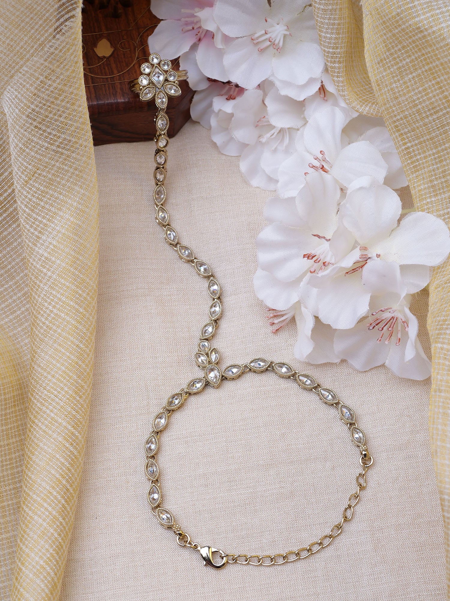 Veda Hand Chain in White