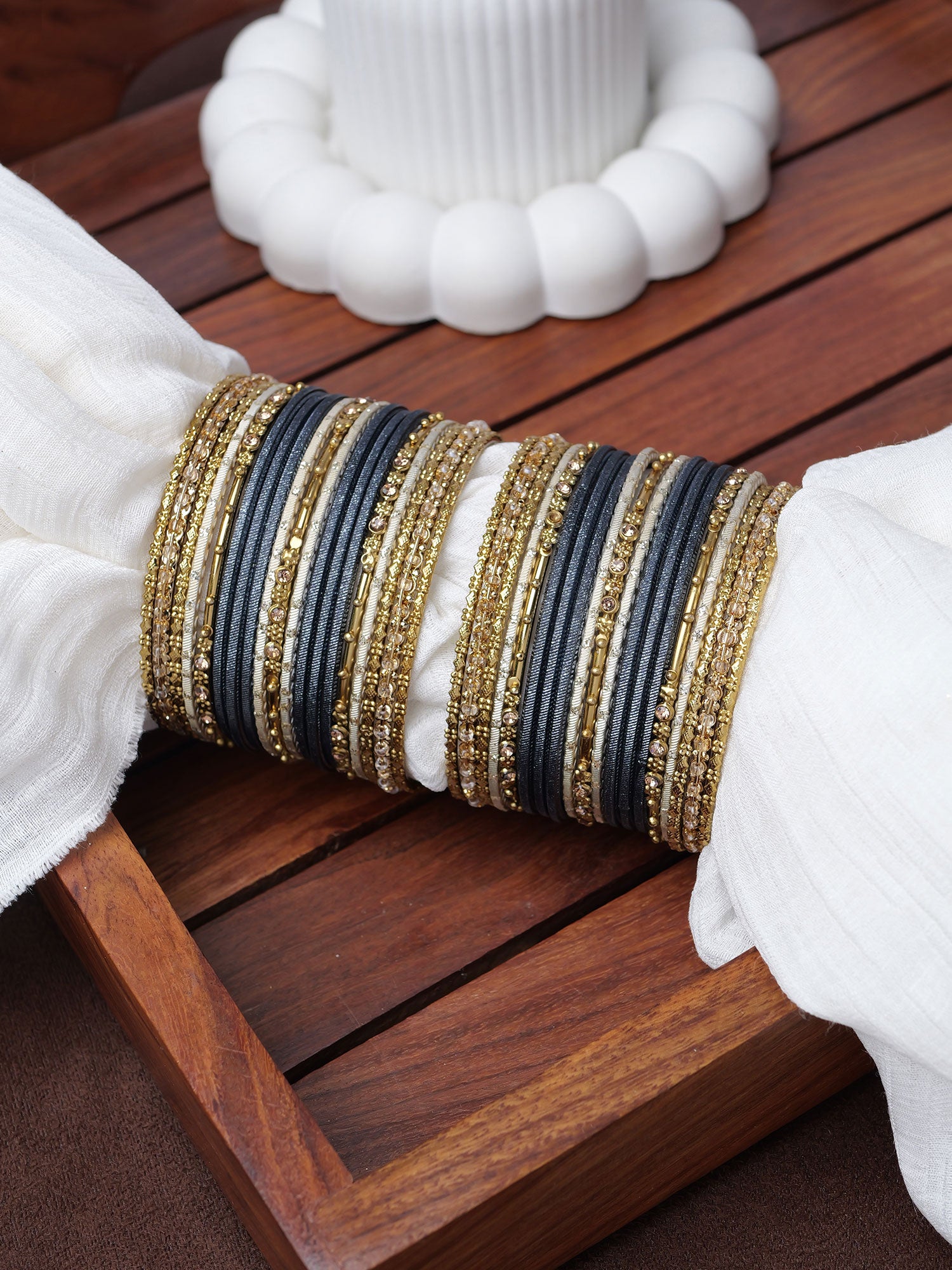 Zarina Antique Bangle Set in Black