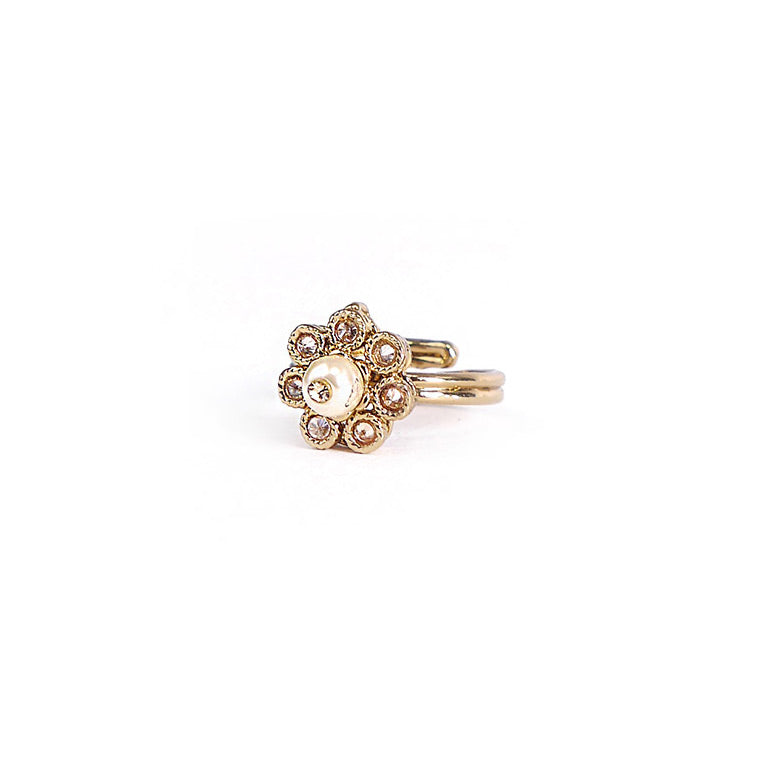 Amoura Ring in Pearl and Gold