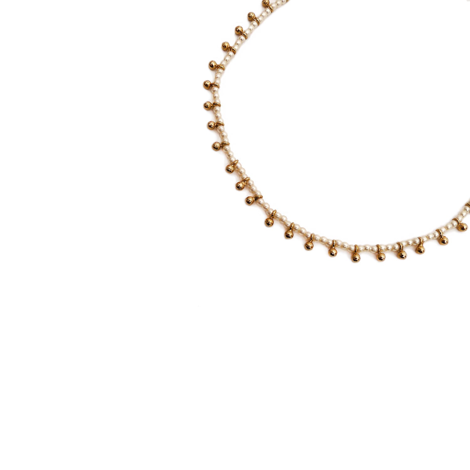 Clara Anklet in Pearl and Antique Gold