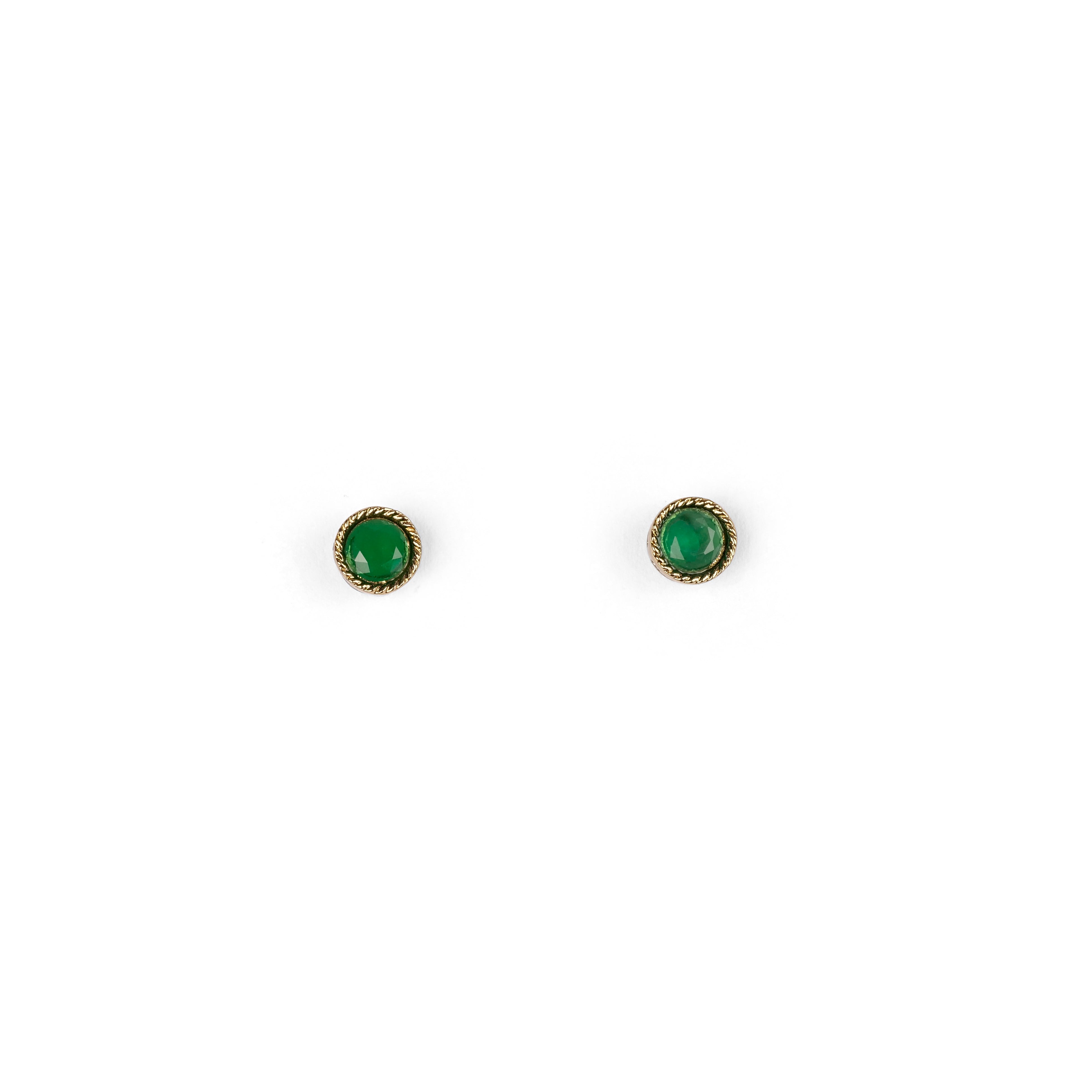 Lia 4mm Ear Studs in Green